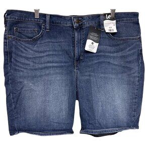 NEW Lee Women's Shorts Bermuda Denim Blue Jean Mid-Rise Sumer Walking Size 22